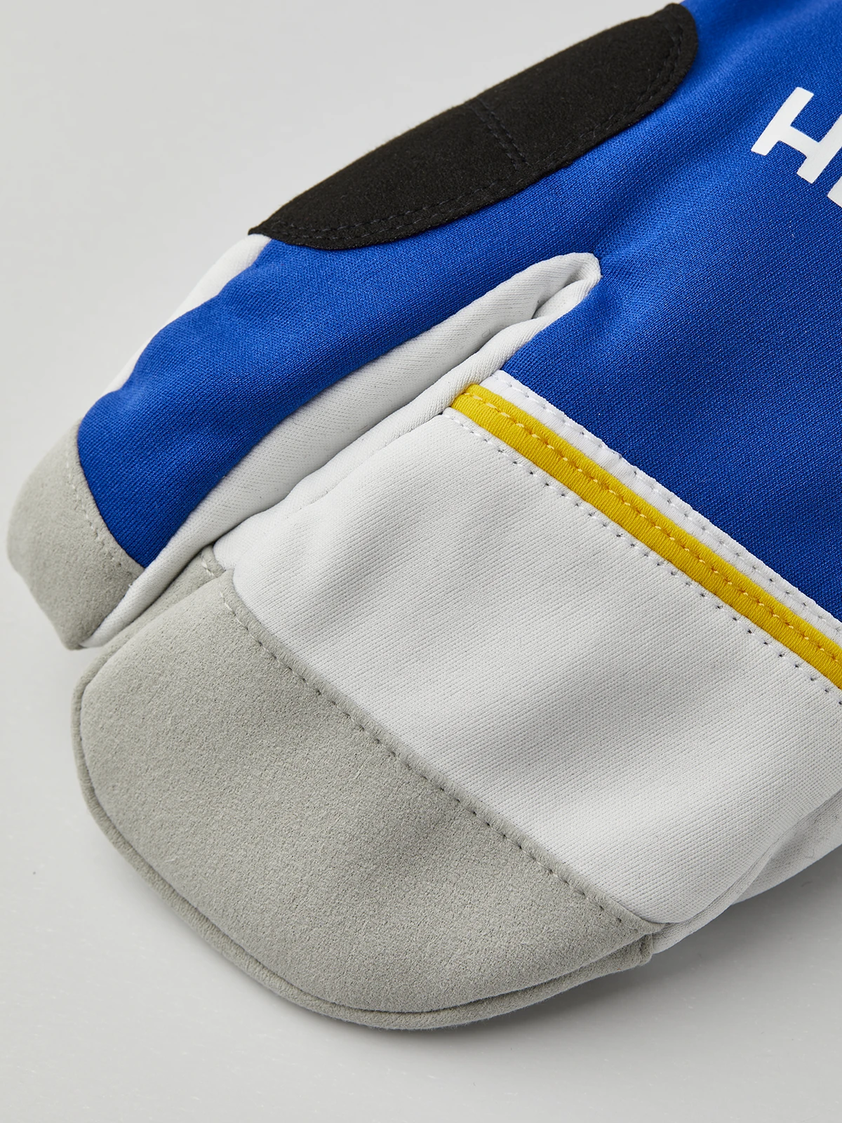 Hestra Windstopper Race Tracker 3-finger 2 Hestra Windstopper Race Tracker 3-finger - Image 2