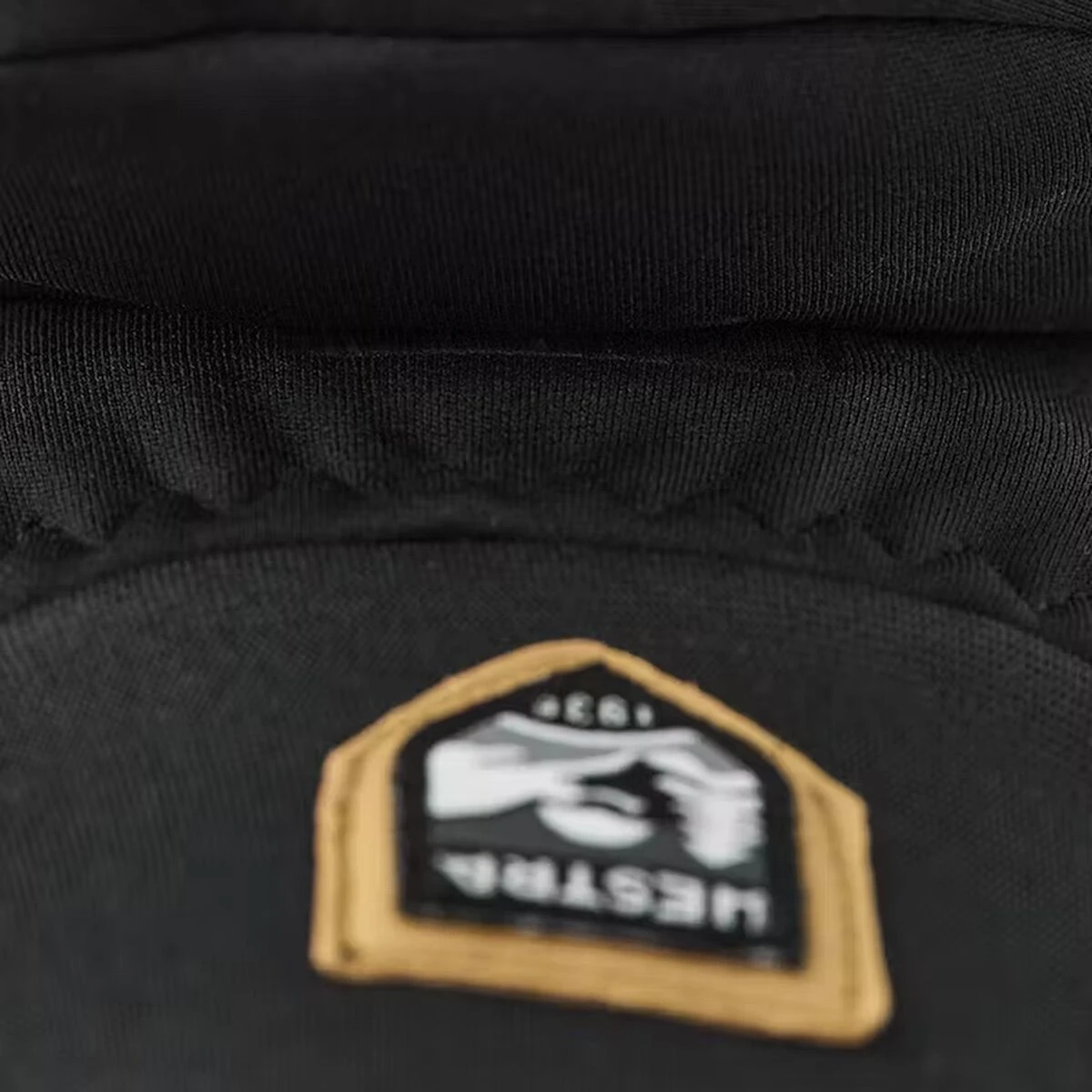 Hestra Windstopper Pullover Mitten - Men's 4 Hestra Windstopper Pullover Mitten - Men's - Image 4