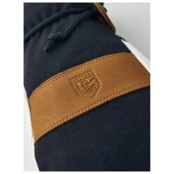 Hestra Women's Voss CZone Mitt - Gloves 8 Hestra Women's Voss CZone Mitt - Gloves -Hestra hestra womens voss czone mitt gloves detail 4